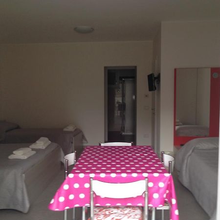 شقة Casa Armonia بسكييرا ديل غاردا المظهر الخارجي الصورة